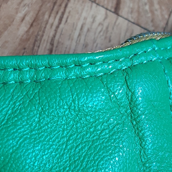 Goldenbleu Leather Handbag - Picture 10 of 12